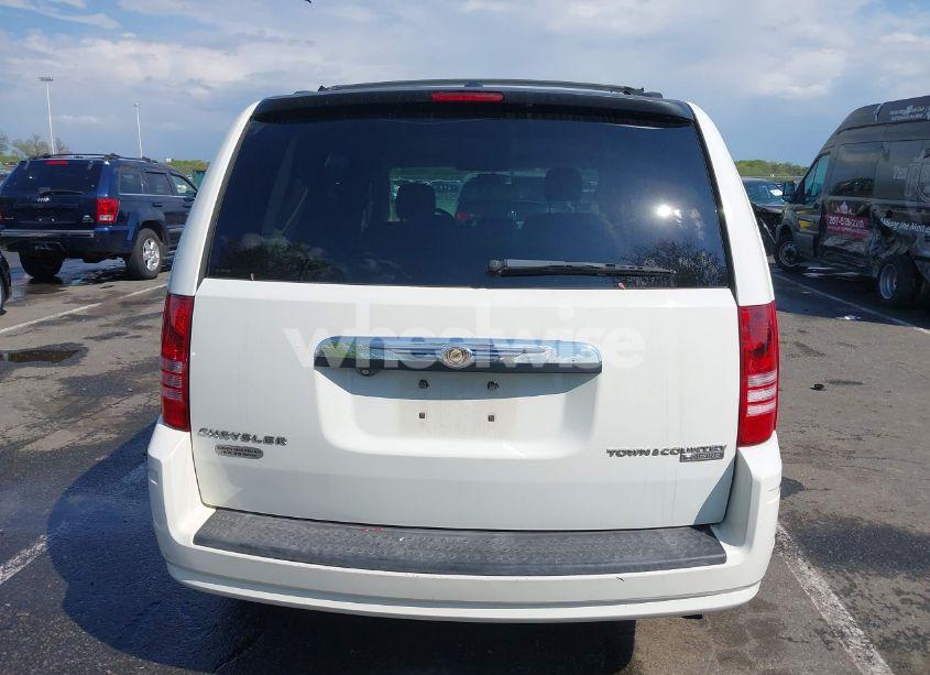 Photo 16 of 2010 Chrysler Town & COUNTRY TOURING (VIN 2A4RR5D17AR189762)