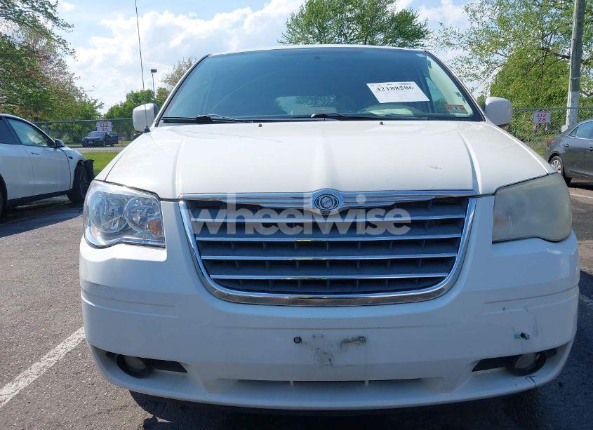 Photo 6 of 2010 Chrysler Town & COUNTRY TOURING (VIN 2A4RR5D17AR189762)