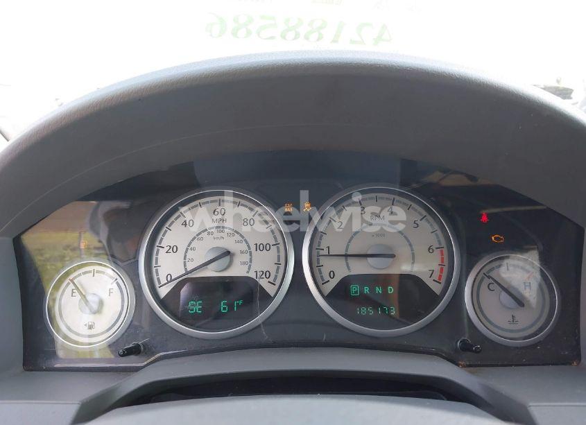 Photo 7 of 2010 Chrysler Town & COUNTRY TOURING (VIN 2A4RR5D17AR189762)