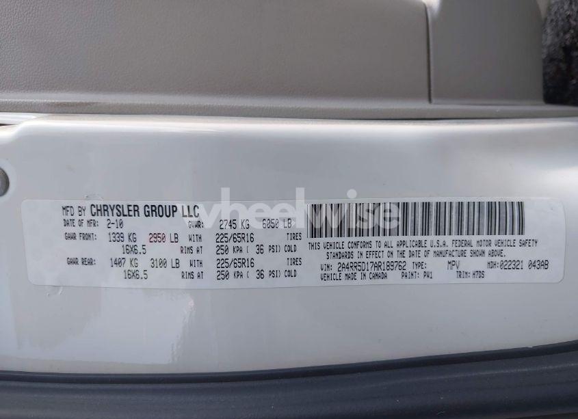 Photo 9 of 2010 Chrysler Town & COUNTRY TOURING (VIN 2A4RR5D17AR189762)