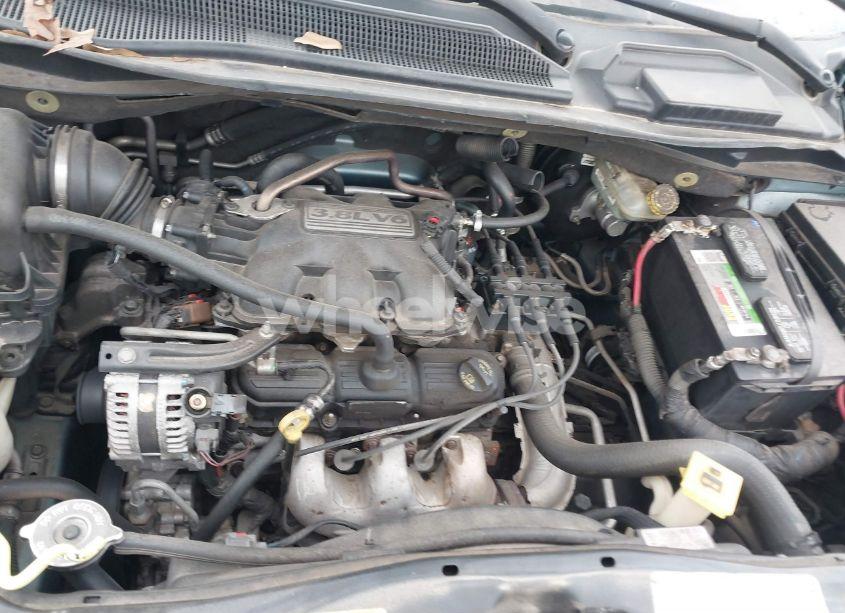 Photo 10 of 2010 Chrysler Town & COUNTRY TOURING (VIN 2A4RR5D17AR198123)