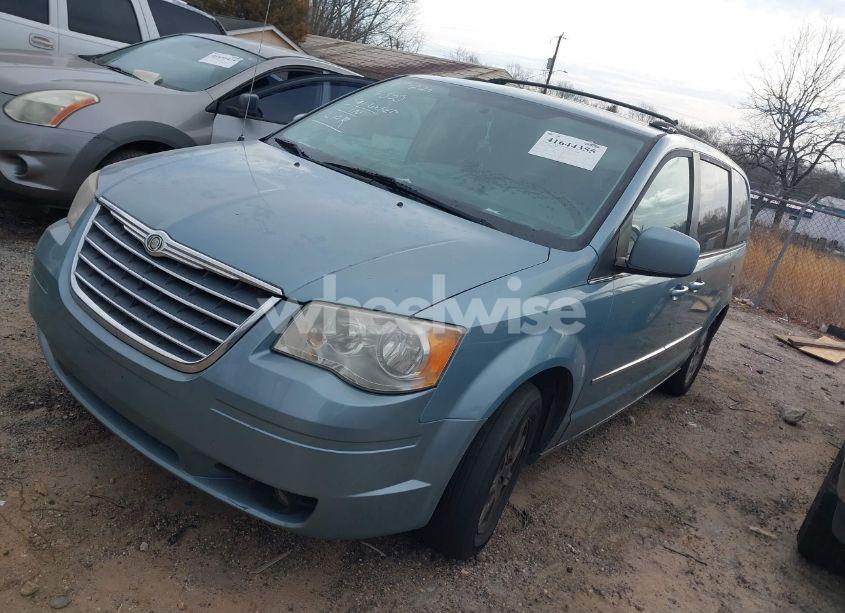 Photo 2 of 2010 Chrysler Town & COUNTRY TOURING (VIN 2A4RR5D17AR198123)