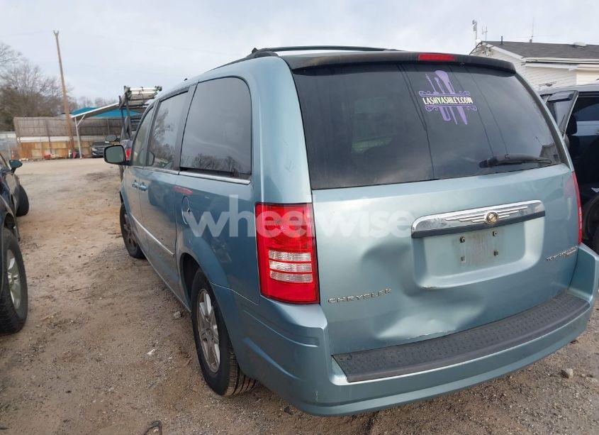 Photo 3 of 2010 Chrysler Town & COUNTRY TOURING (VIN 2A4RR5D17AR198123)