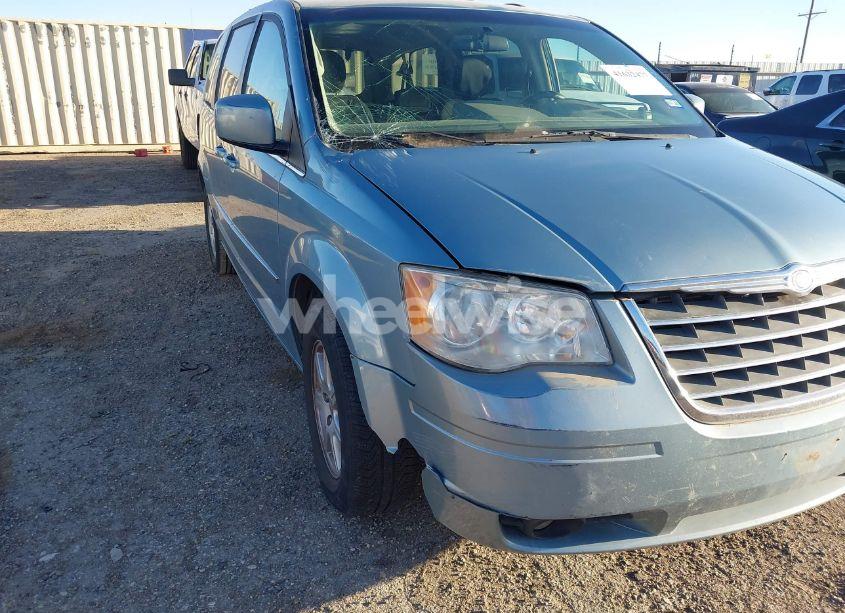 Photo 6 of 2010 Chrysler Town & COUNTRY TOURING (VIN 2A4RR5D17AR233498)