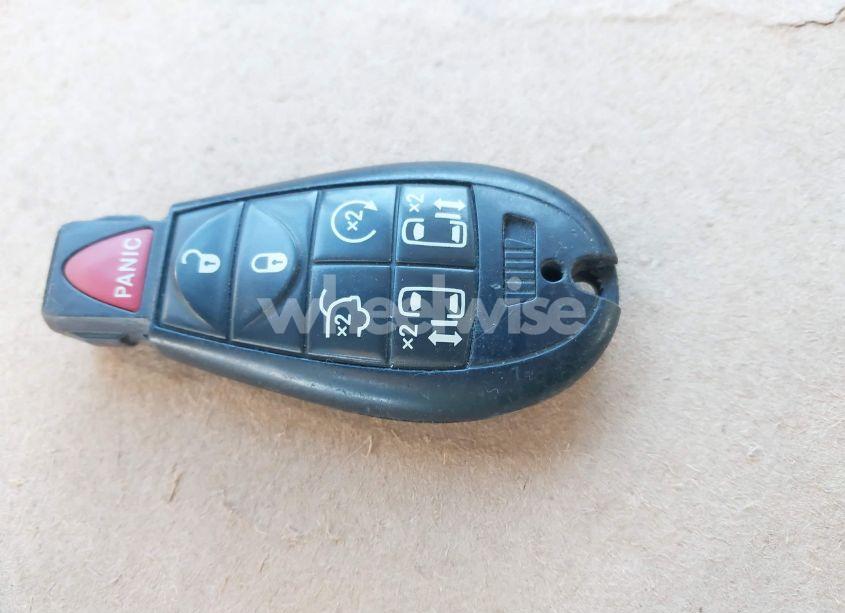 Photo 11 of 2010 Chrysler Town & COUNTRY TOURING (VIN 2A4RR5D17AR241438)