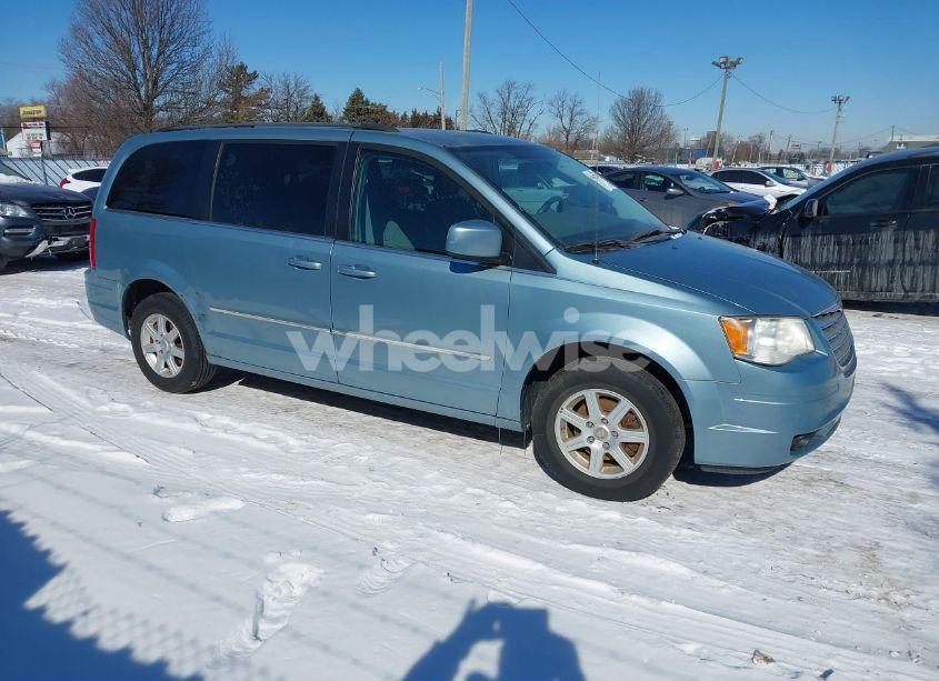 2010 Chrysler Town & COUNTRY TOURING (VIN 2A4RR5D17AR346125) main photo