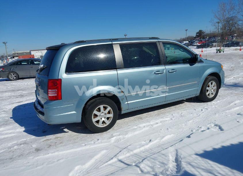 Photo 4 of 2010 Chrysler Town & COUNTRY TOURING (VIN 2A4RR5D17AR346125)