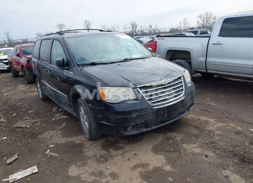 2010 Chrysler Town & COUNTRY TOURING (VIN 2A4RR5D17AR351227) main photo
