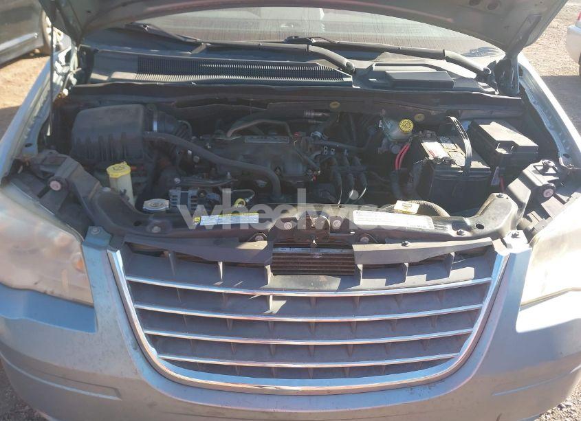 Photo 10 of 2010 Chrysler Town & COUNTRY TOURING (VIN 2A4RR5D17AR359148)