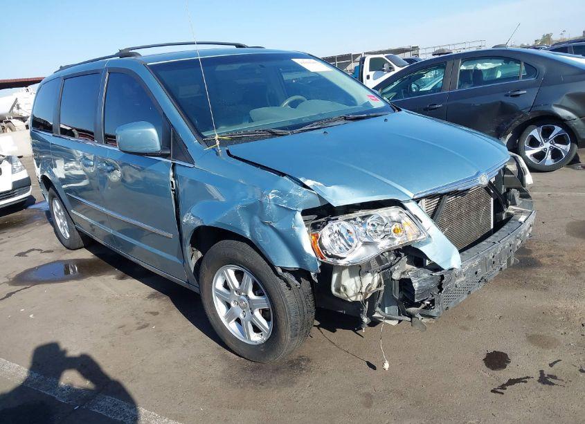 2010 Chrysler Town & COUNTRY TOURING (VIN 2A4RR5D17AR495666) main photo