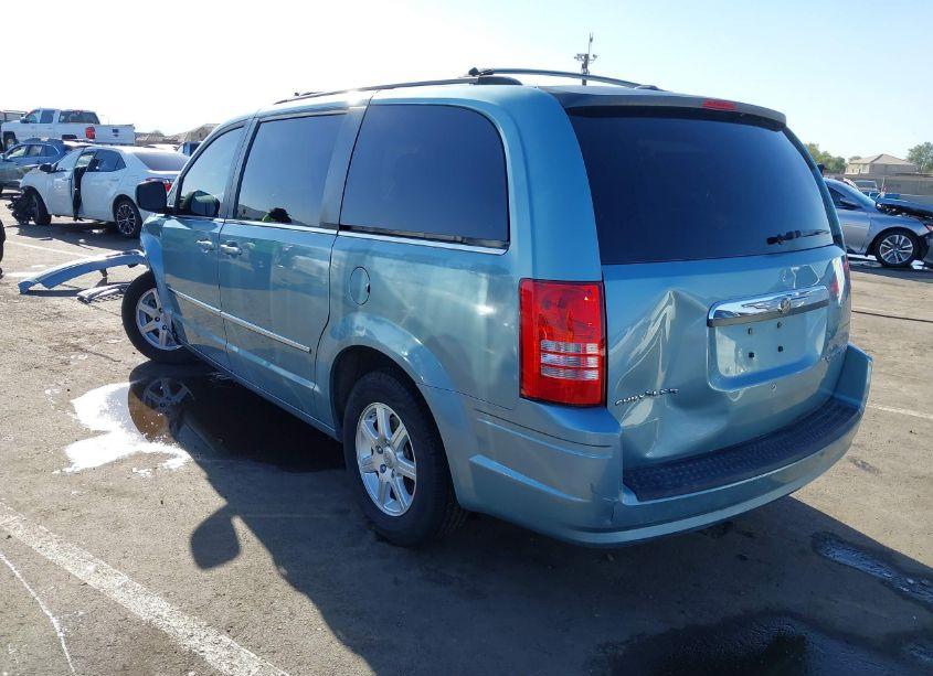 Photo 3 of 2010 Chrysler Town & COUNTRY TOURING (VIN 2A4RR5D17AR495666)