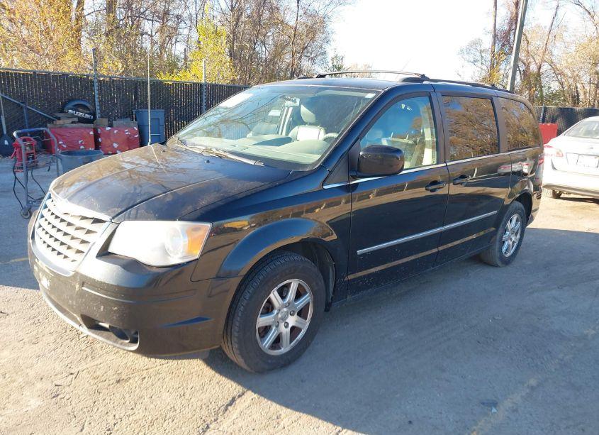 Photo 2 of 2010 Chrysler Town & COUNTRY TOURING (VIN 2A4RR5D18AR105058)