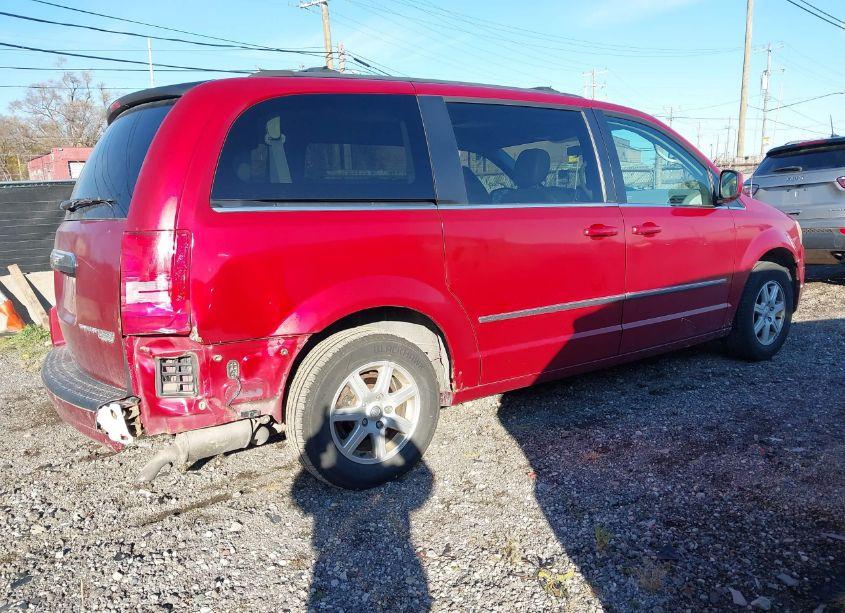 Photo 4 of 2010 Chrysler Town & COUNTRY TOURING (VIN 2A4RR5D18AR128792)