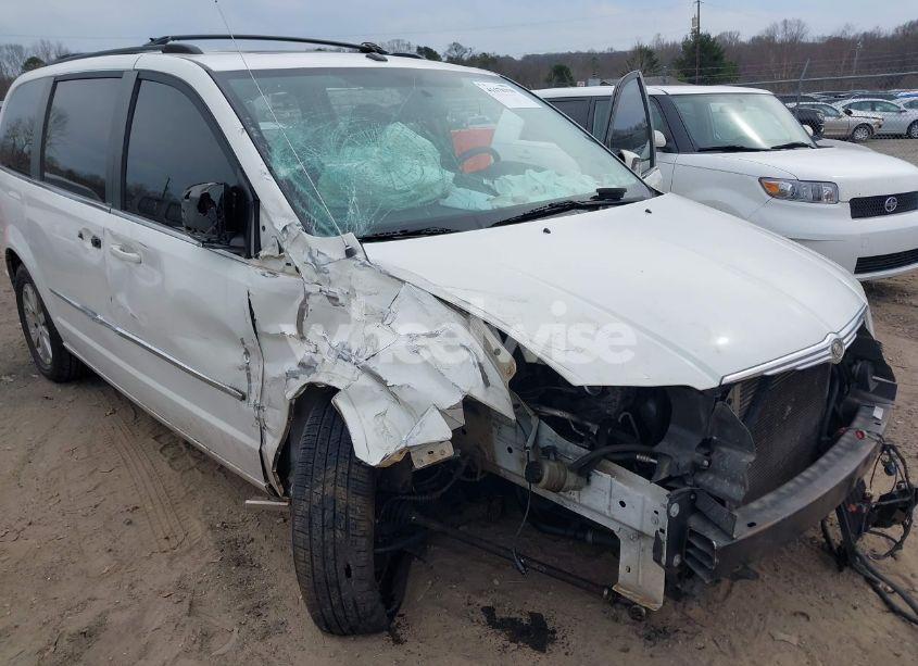 Photo 6 of 2010 Chrysler Town & COUNTRY TOURING (VIN 2A4RR5D18AR133877)