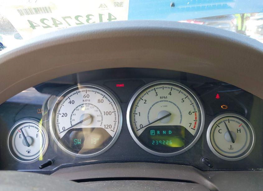 Photo 7 of 2010 Chrysler Town & COUNTRY TOURING (VIN 2A4RR5D18AR148637)