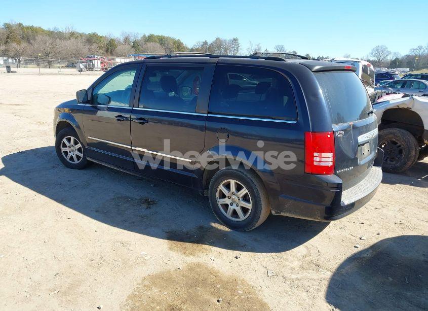 Photo 3 of 2010 Chrysler Town & COUNTRY TOURING (VIN 2A4RR5D18AR148718)