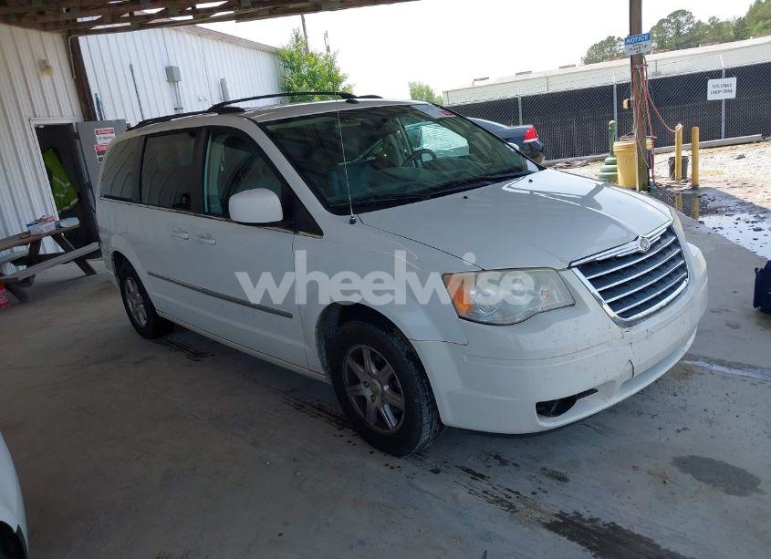 2010 Chrysler Town & COUNTRY TOURING (VIN 2A4RR5D18AR188314) main photo