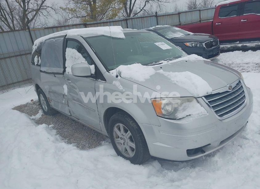 2010 Chrysler Town & COUNTRY TOURING (VIN 2A4RR5D18AR289014) main photo