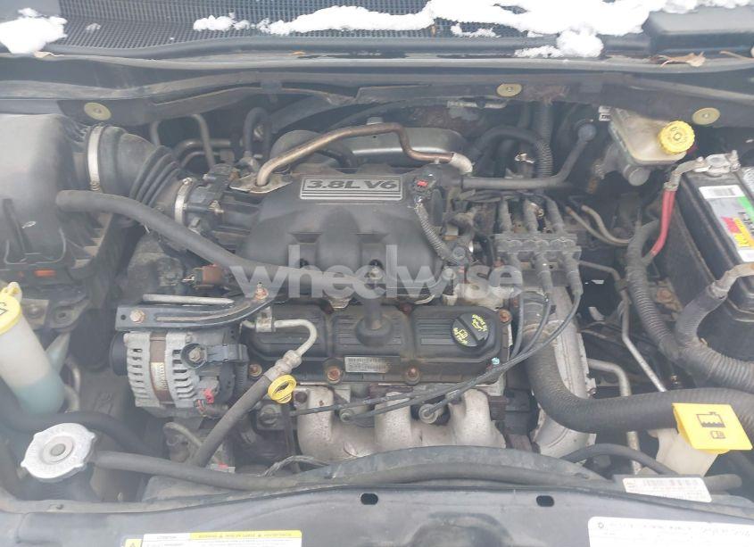 Photo 10 of 2010 Chrysler Town & COUNTRY TOURING (VIN 2A4RR5D18AR289014)