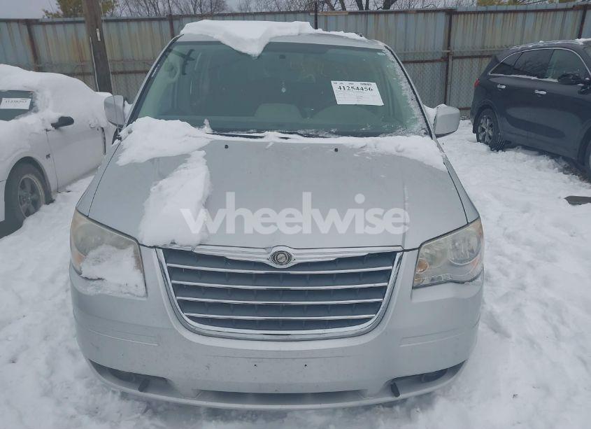 Photo 12 of 2010 Chrysler Town & COUNTRY TOURING (VIN 2A4RR5D18AR289014)