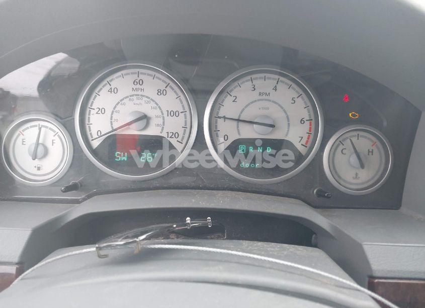 Photo 7 of 2010 Chrysler Town & COUNTRY TOURING (VIN 2A4RR5D18AR289014)