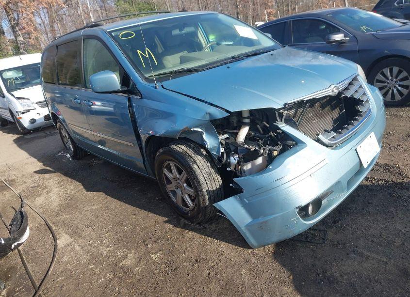 2010 Chrysler Town & COUNTRY TOURING (VIN 2A4RR5D19AR104954) main photo
