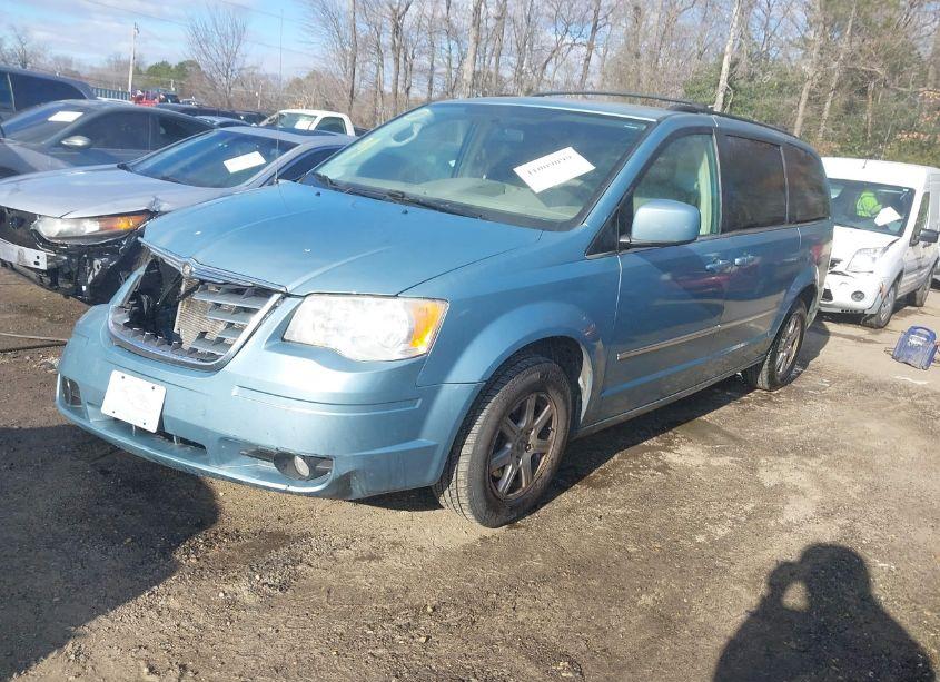 Photo 2 of 2010 Chrysler Town & COUNTRY TOURING (VIN 2A4RR5D19AR104954)
