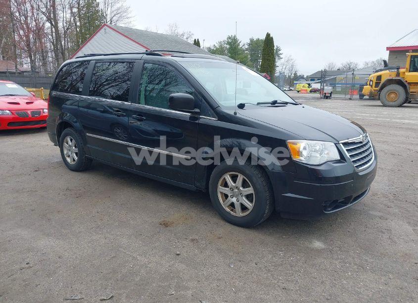 2010 Chrysler Town & COUNTRY TOURING (VIN 2A4RR5D19AR170405) main photo