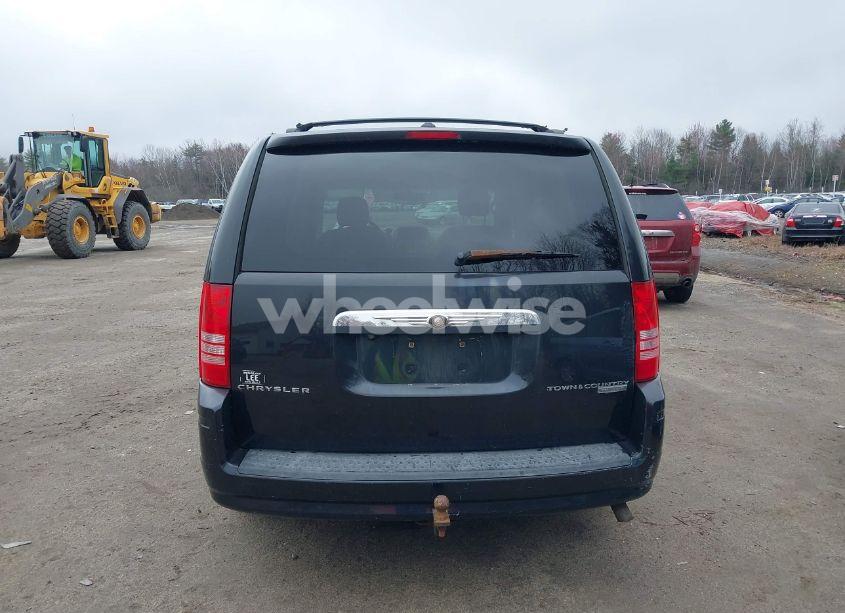 Photo 15 of 2010 Chrysler Town & COUNTRY TOURING (VIN 2A4RR5D19AR170405)