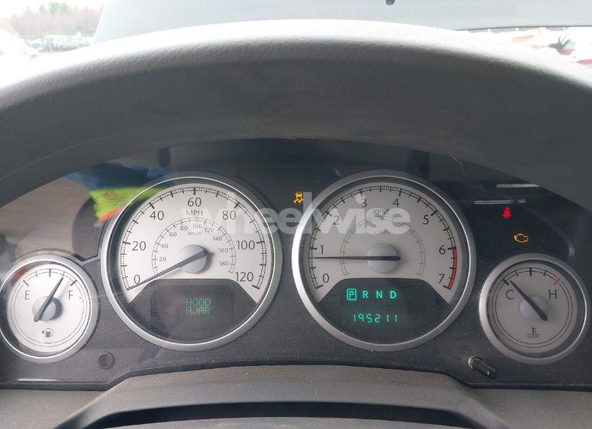 Photo 7 of 2010 Chrysler Town & COUNTRY TOURING (VIN 2A4RR5D19AR170405)