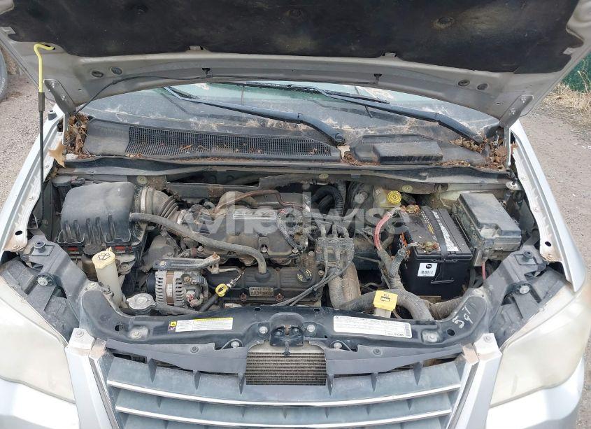 Photo 10 of 2010 Chrysler Town & COUNTRY TOURING (VIN 2A4RR5D19AR184059)