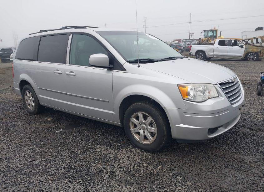 2010 Chrysler Town & COUNTRY TOURING (VIN 2A4RR5D19AR213446) main photo