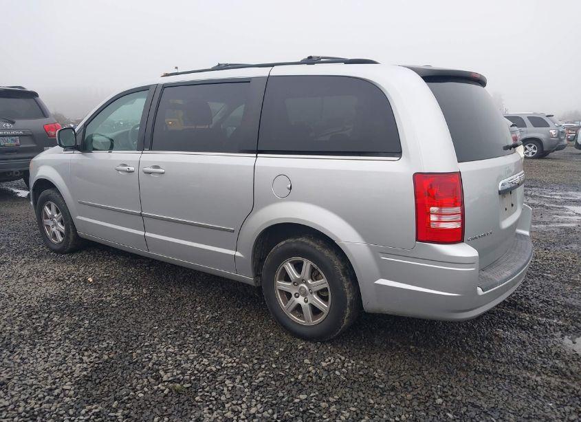 Photo 3 of 2010 Chrysler Town & COUNTRY TOURING (VIN 2A4RR5D19AR213446)