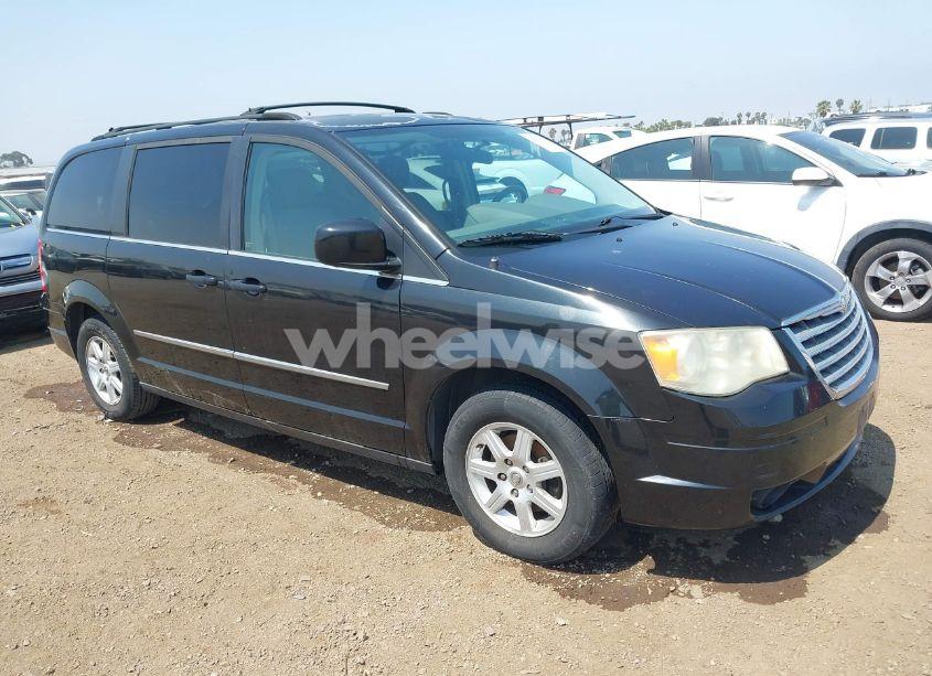 2010 Chrysler Town & COUNTRY TOURING (VIN 2A4RR5D19AR213527) main photo