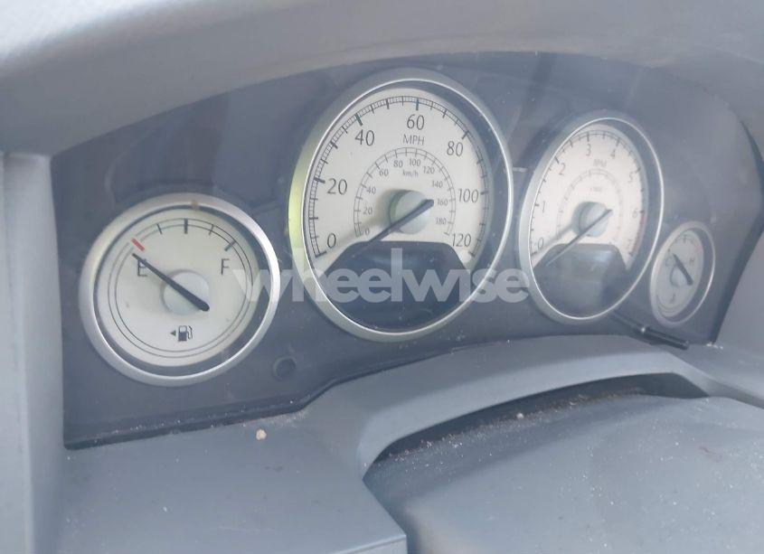 Photo 7 of 2010 Chrysler Town & COUNTRY TOURING (VIN 2A4RR5D19AR241019)