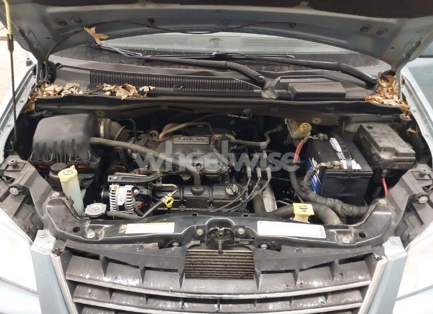 Photo 10 of 2010 Chrysler Town & COUNTRY TOURING (VIN 2A4RR5D19AR241263)