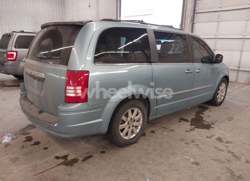 Photo 4 of 2010 Chrysler Town & COUNTRY TOURING (VIN 2A4RR5D19AR241263)