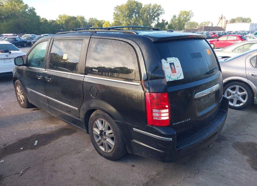 Photo 3 of 2010 Chrysler Town & COUNTRY TOURING (VIN 2A4RR5D19AR273811)