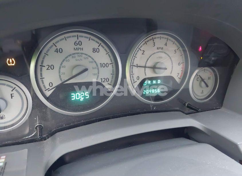 Photo 7 of 2010 Chrysler Town & COUNTRY TOURING (VIN 2A4RR5D19AR302711)