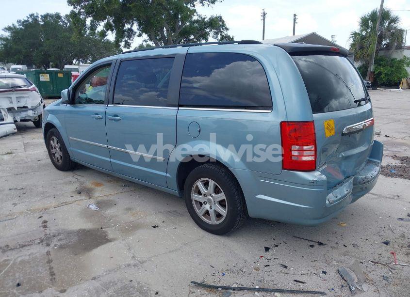 Photo 3 of 2010 Chrysler Town & COUNTRY TOURING (VIN 2A4RR5D19AR309206)