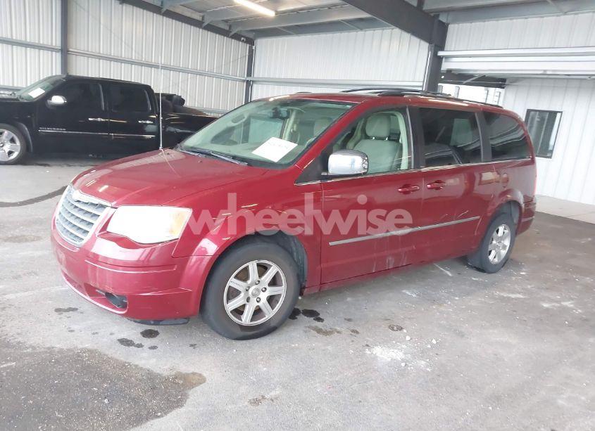 Photo 2 of 2010 Chrysler Town & COUNTRY TOURING (VIN 2A4RR5D19AR423206)