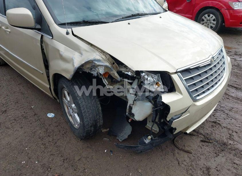 Photo 6 of 2010 Chrysler Town & COUNTRY TOURING (VIN 2A4RR5D19AR494289)