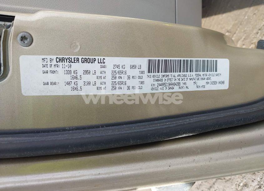 Photo 9 of 2010 Chrysler Town & COUNTRY TOURING (VIN 2A4RR5D19AR494289)