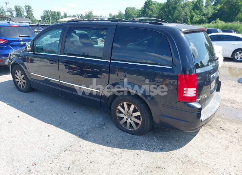 Photo 3 of 2010 Chrysler Town & COUNTRY TOURING (VIN 2A4RR5D1XAR141155)