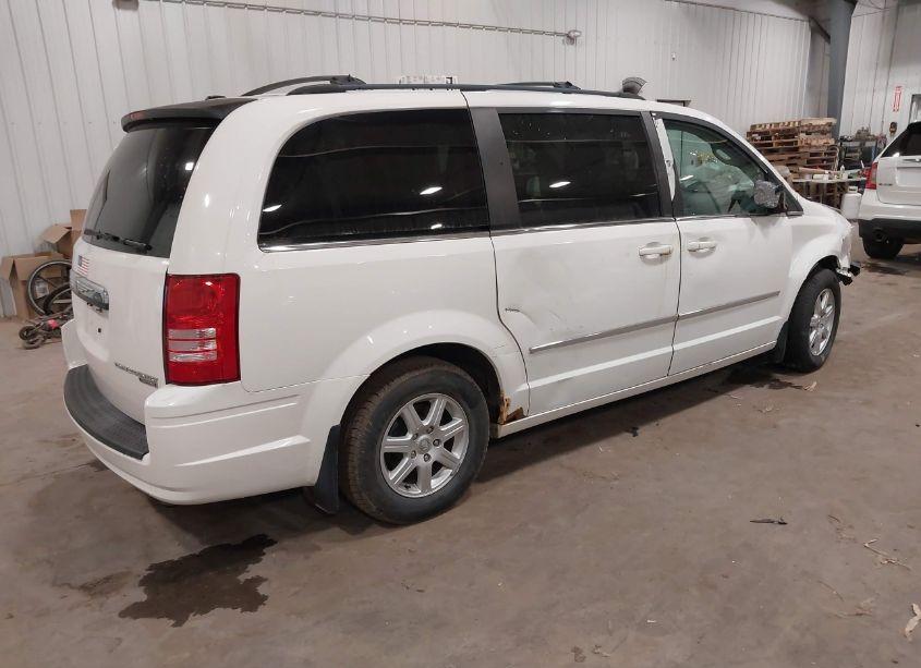 Photo 4 of 2010 Chrysler Town & COUNTRY TOURING (VIN 2A4RR5D1XAR164113)