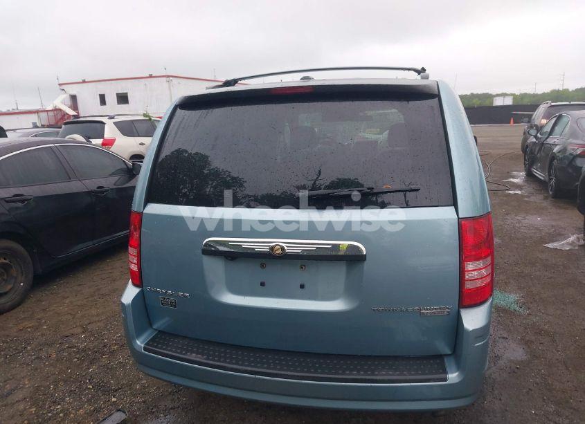 Photo 17 of 2010 Chrysler Town & COUNTRY TOURING (VIN 2A4RR5D1XAR289547)