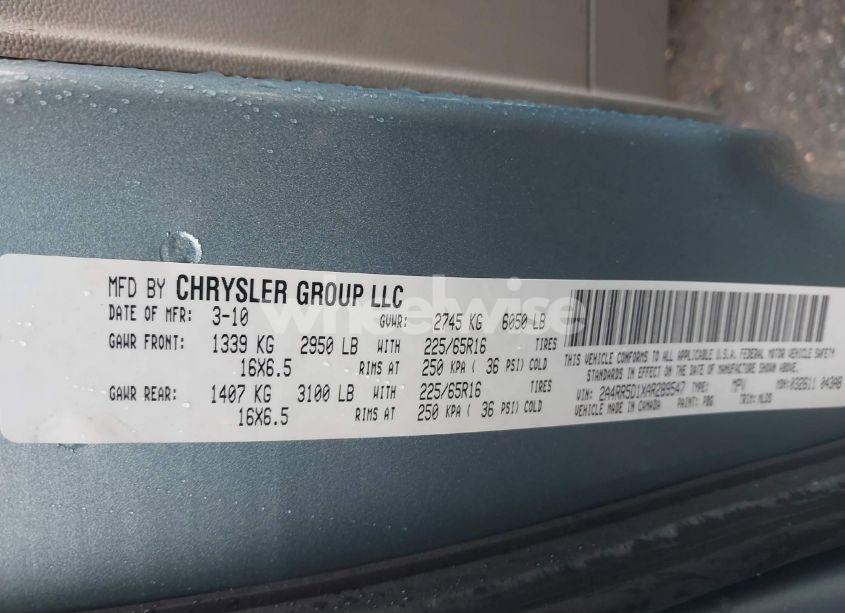 Photo 9 of 2010 Chrysler Town & COUNTRY TOURING (VIN 2A4RR5D1XAR289547)