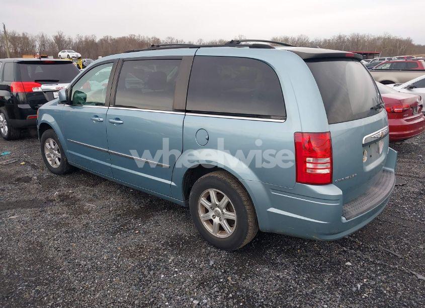 Photo 3 of 2010 Chrysler Town & COUNTRY TOURING (VIN 2A4RR5D1XAR460734)