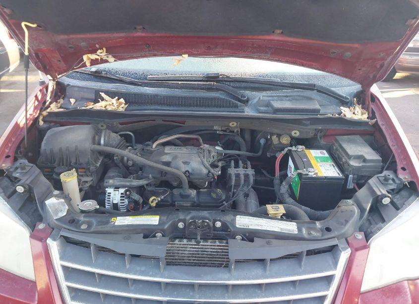 Photo 10 of 2010 Chrysler Town & COUNTRY TOURING (VIN 2A4RR5D1XAR491935)