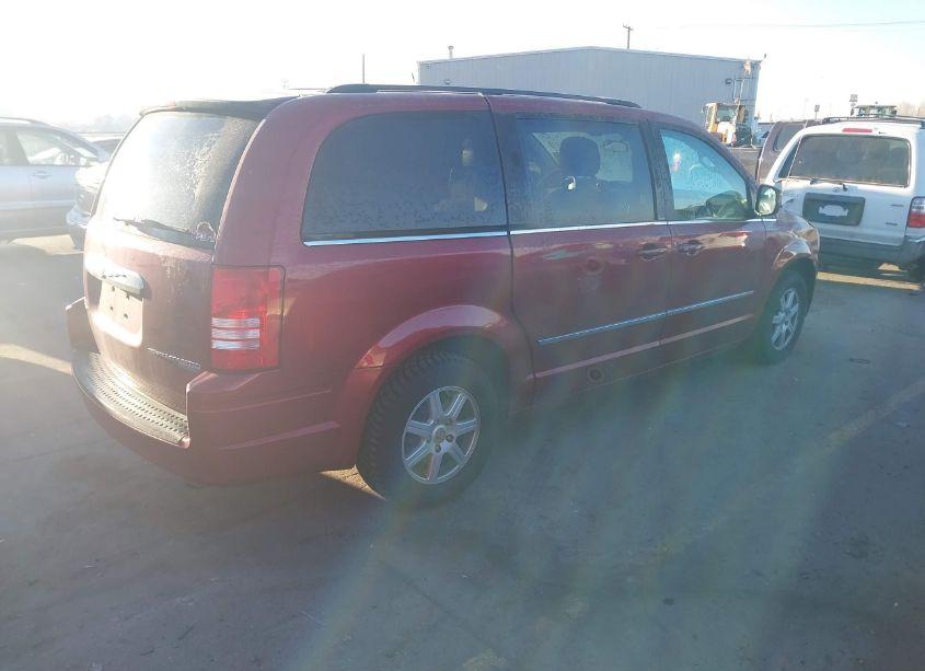 Photo 4 of 2010 Chrysler Town & COUNTRY TOURING (VIN 2A4RR5D1XAR491935)